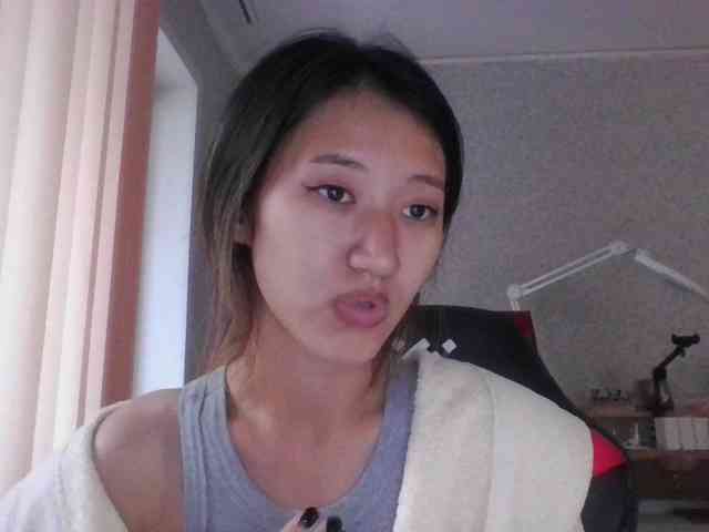 alisamia webcam