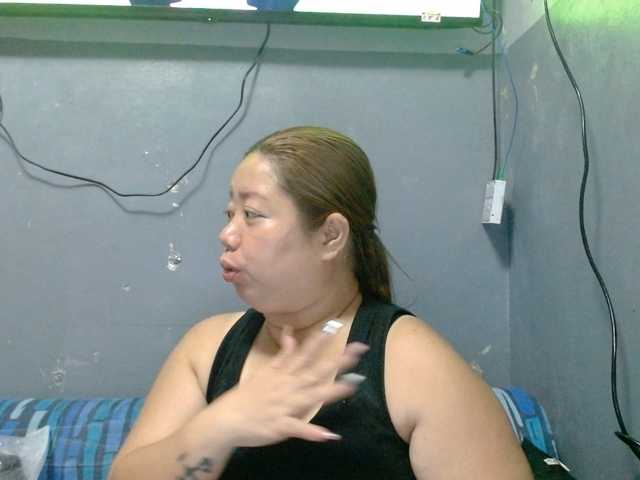 Isabella16, en directo ahora en BongaCams