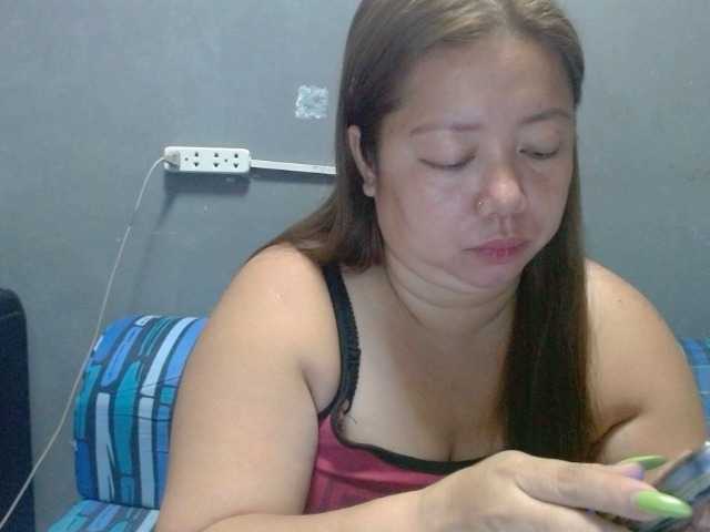 Isabella16 live cam preview