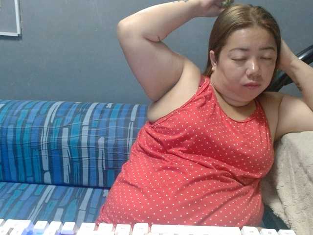 Isabella16 live cam preview