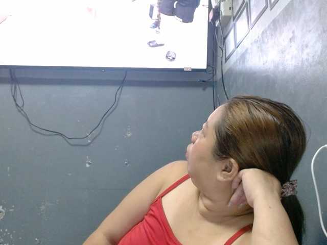 Isabella16, en vivo ahora en BongaCams