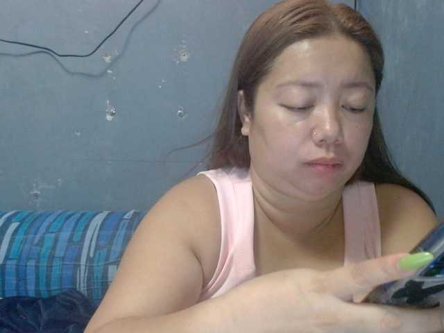 Isabella16 live cam preview