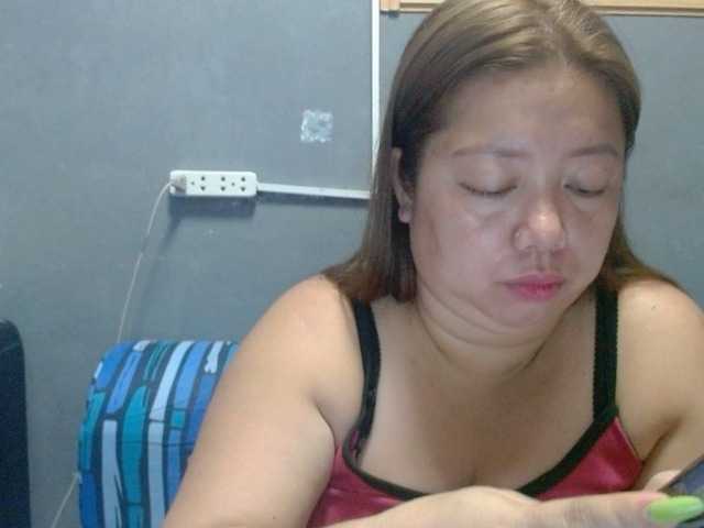 Isabella16 live cam preview