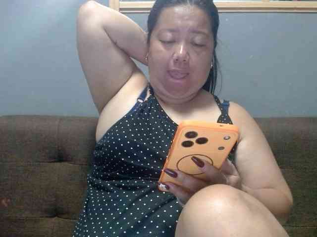 Isabella16 webcam