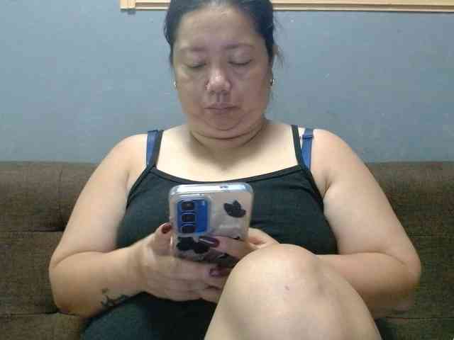 Isabella16 webcam