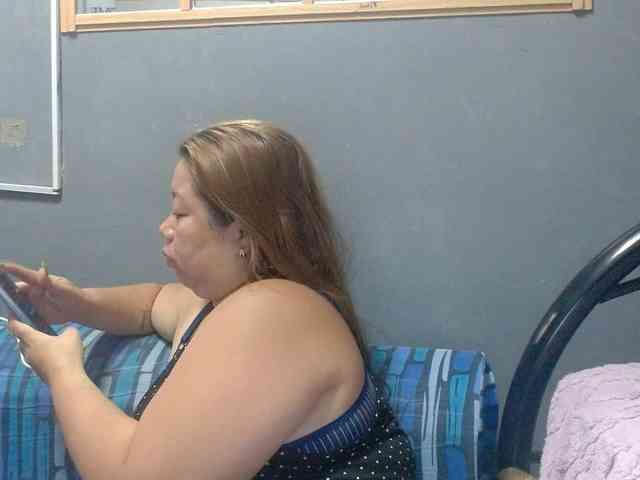Isabella16 webcam