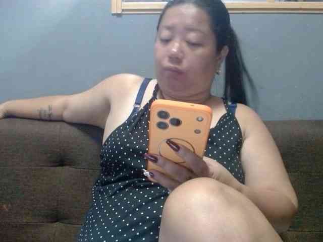 Isabella16 webcam