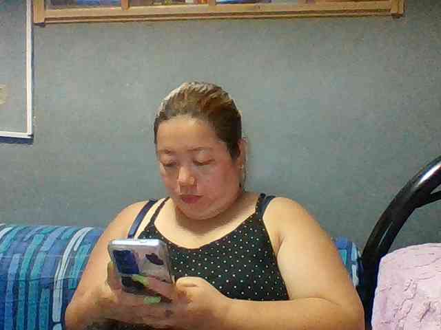 Isabella16 webcam