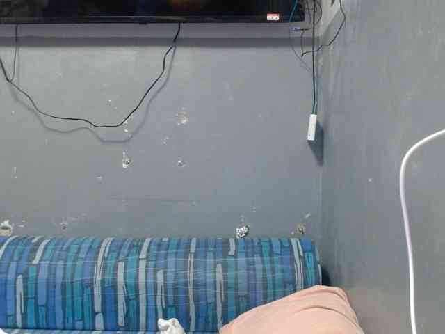 Isabella16 webcam