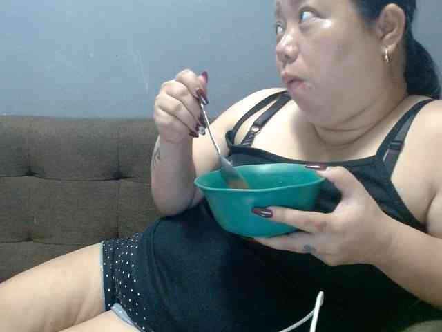 Isabella16 webcam