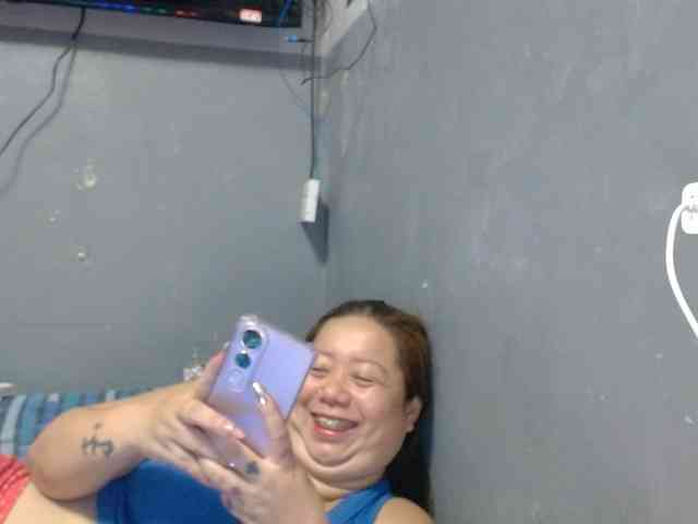 Isabella16 webcam