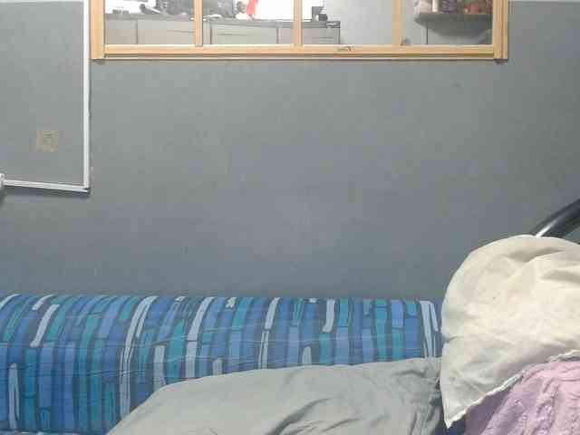Isabella16 webcam