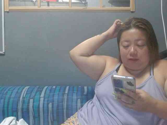 Isabella16 webcam
