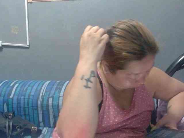Isabella16 webcam