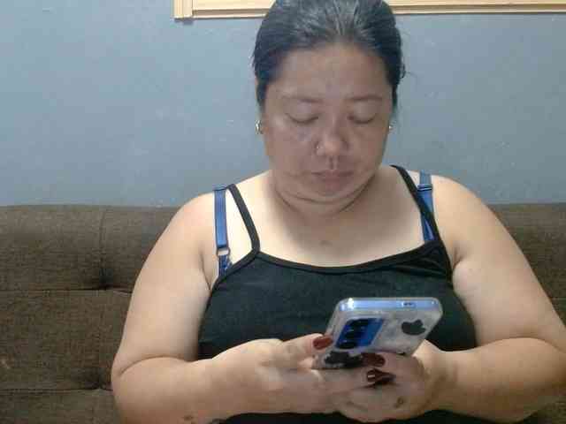 Isabella16 webcam