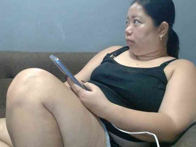 Isabella16 webcam