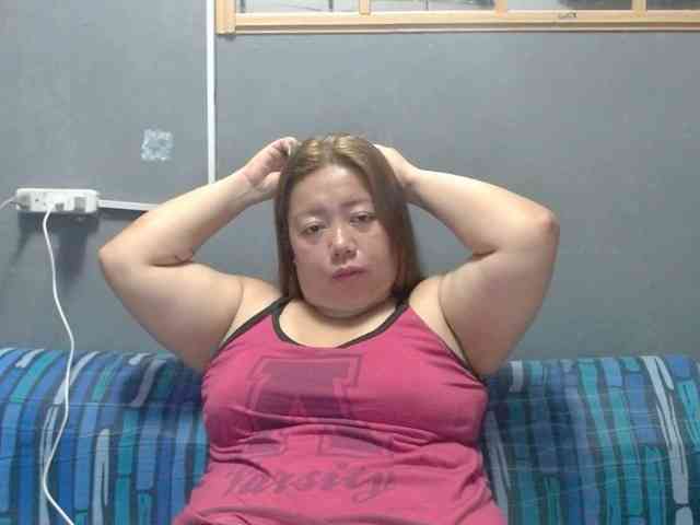 Isabella16 webcam