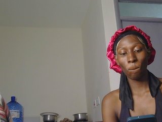 Hotpetitesa's Live Webcam