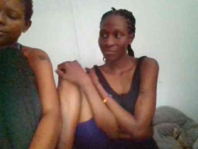 Hotpetitesa webcam