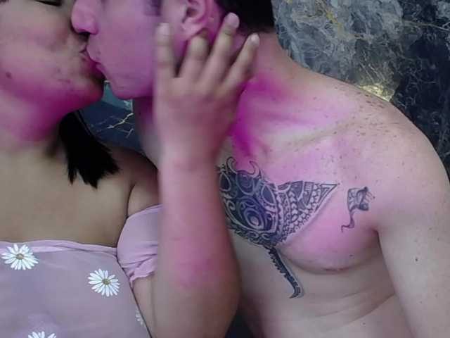 HazeAndKush webcam