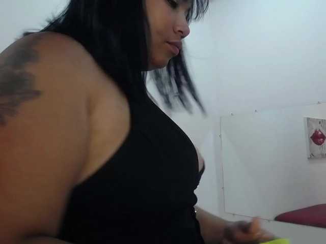 HazeAndKush live cam on BongaCams