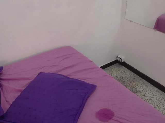 HazeAndKush live cam on BongaCams