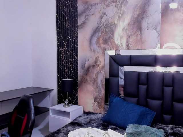 HazeAndKush live cam on BongaCams