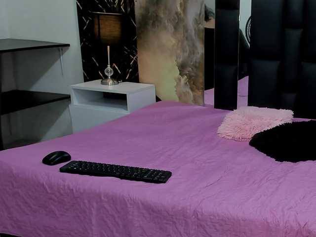HazeAndKush live cam