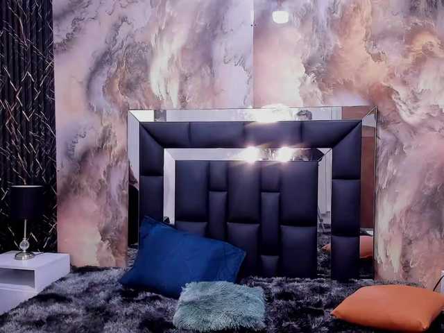 HazeAndKush live cam on BongaCams
