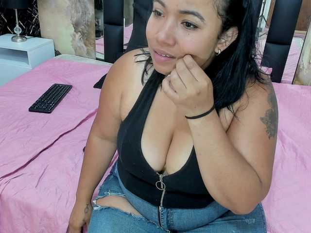 hazeandkush live sex show