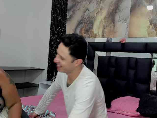 HazeAndKush webcam