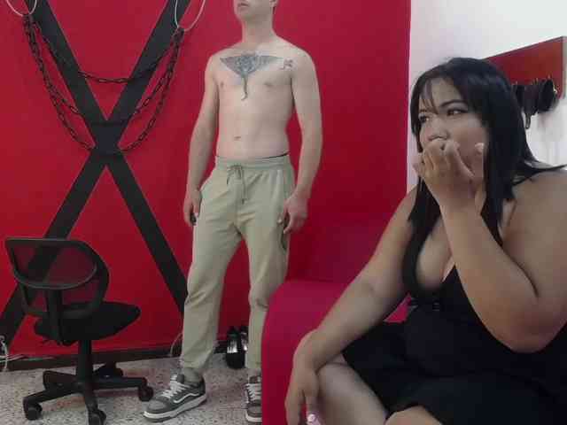 HazeAndKush webcam