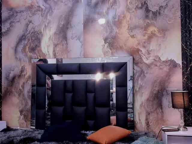 HazeAndKush webcam