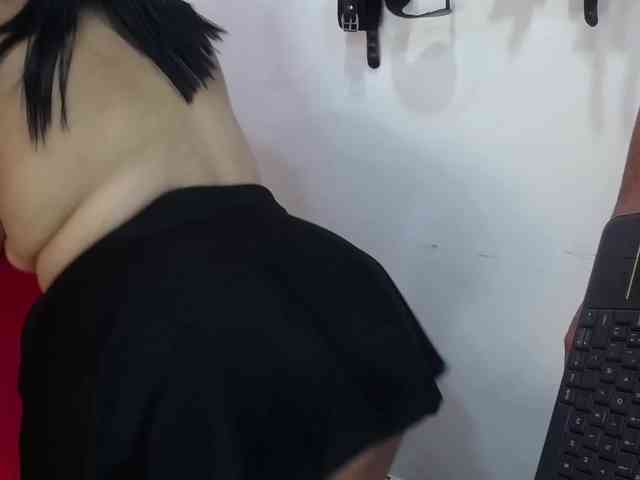 HazeAndKush webcam