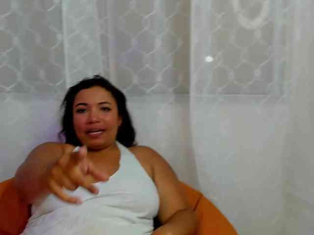 HazeAndKush webcam
