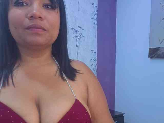 HazeAndKush webcam