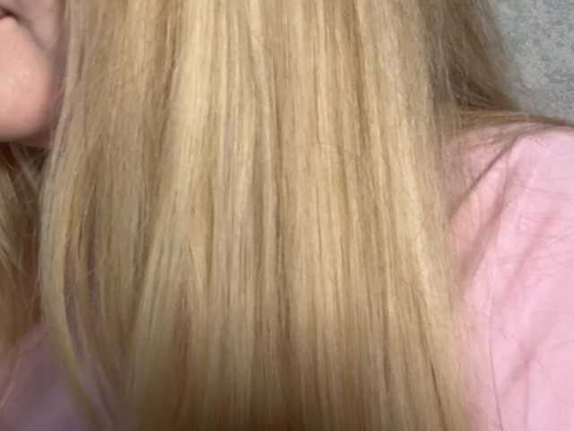 Queenkat66 live cam on BongaCams