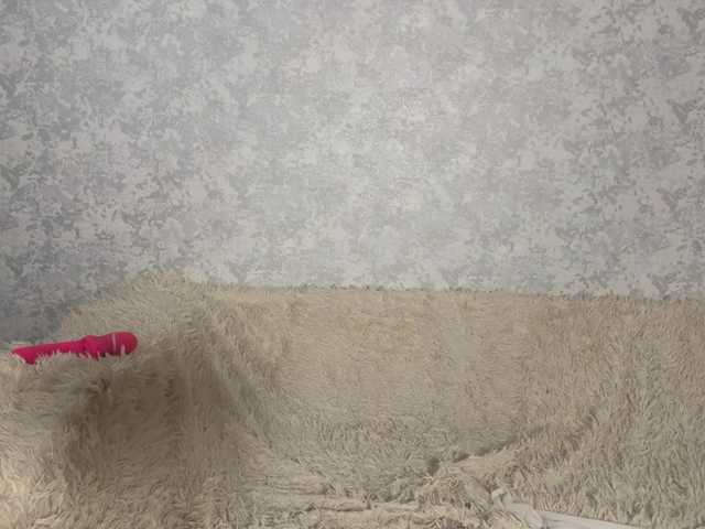 Queenkat66 live cam on BongaCams