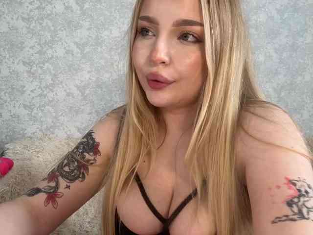 Queenkat66 webcam