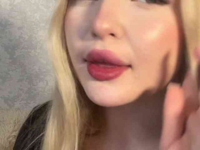 Queenkat66 webcam