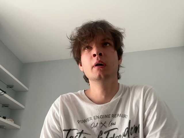 Tomassdickpick, 18 y/o - Live Cam on BongaCams