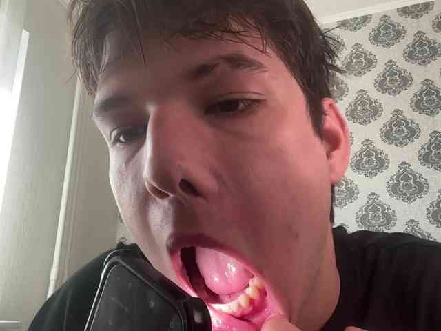 Tomassdickpick Sex Cam Show