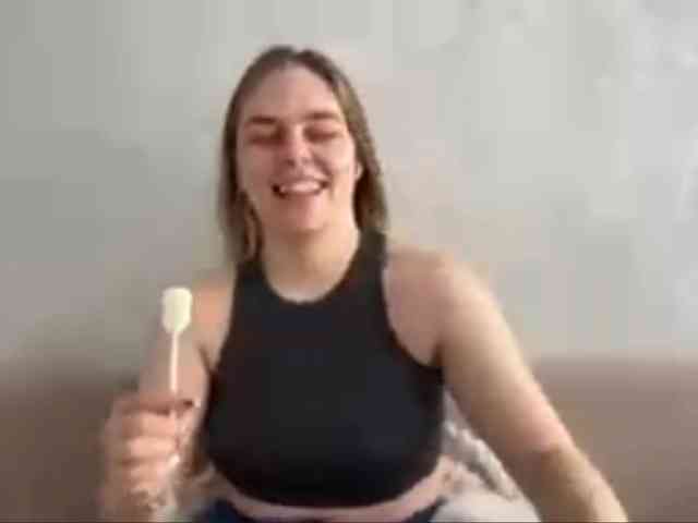 NovaPasculli webcam
