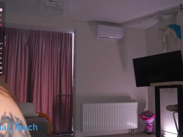 Kristlna live cam on BongaCams