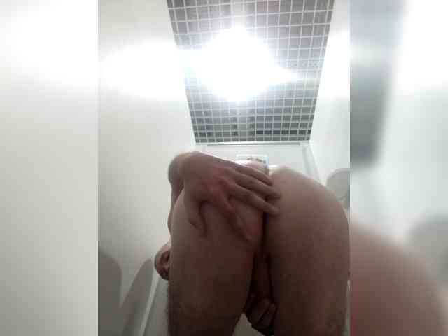 a_deep_hole