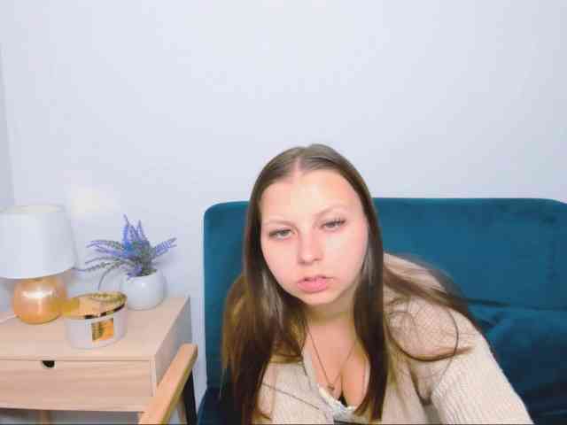MillyAdorable webcam