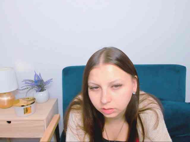 MillyAdorable webcam
