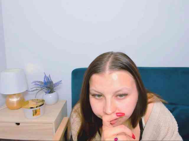 MillyAdorable webcam