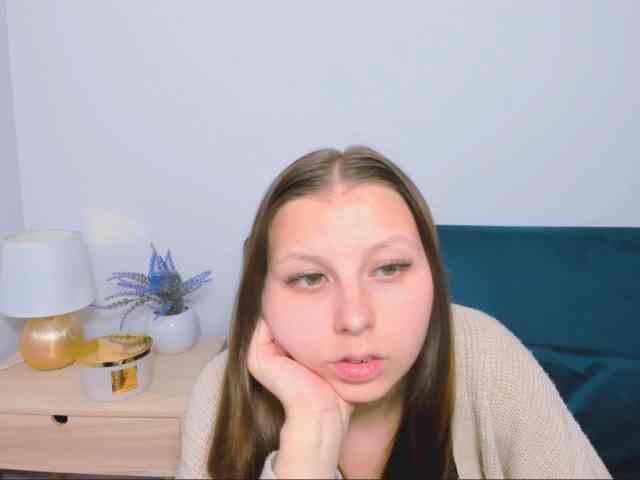 MillyAdorable webcam