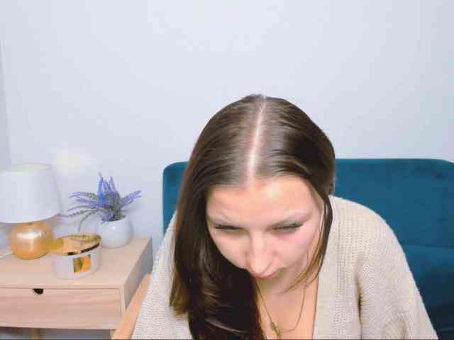 MillyAdorable webcam
